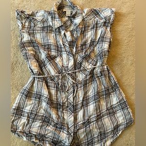 Motherhood maternity button up, size small